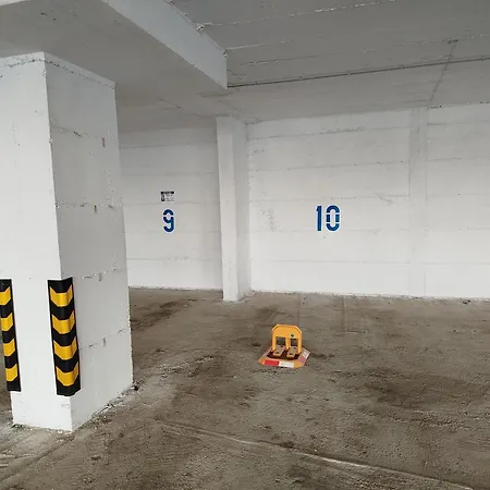 Hill A043 Appartement *